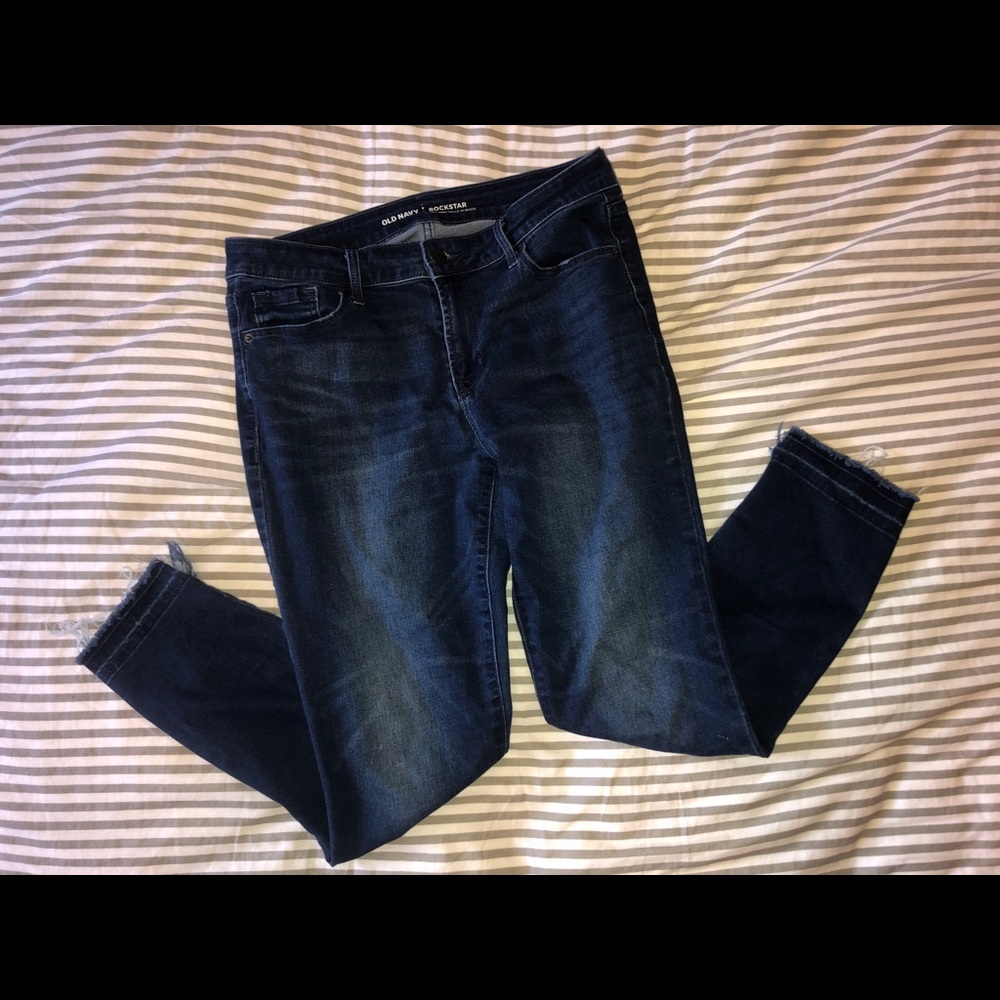 Old Navy Rockstar Mid-Rise Skinny Jeans 👖